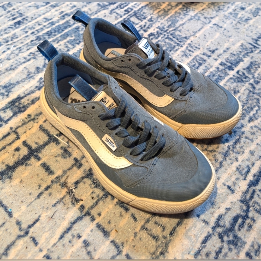 Blue and Cream/White EXO - UltraRange Vans with ultra cush soles